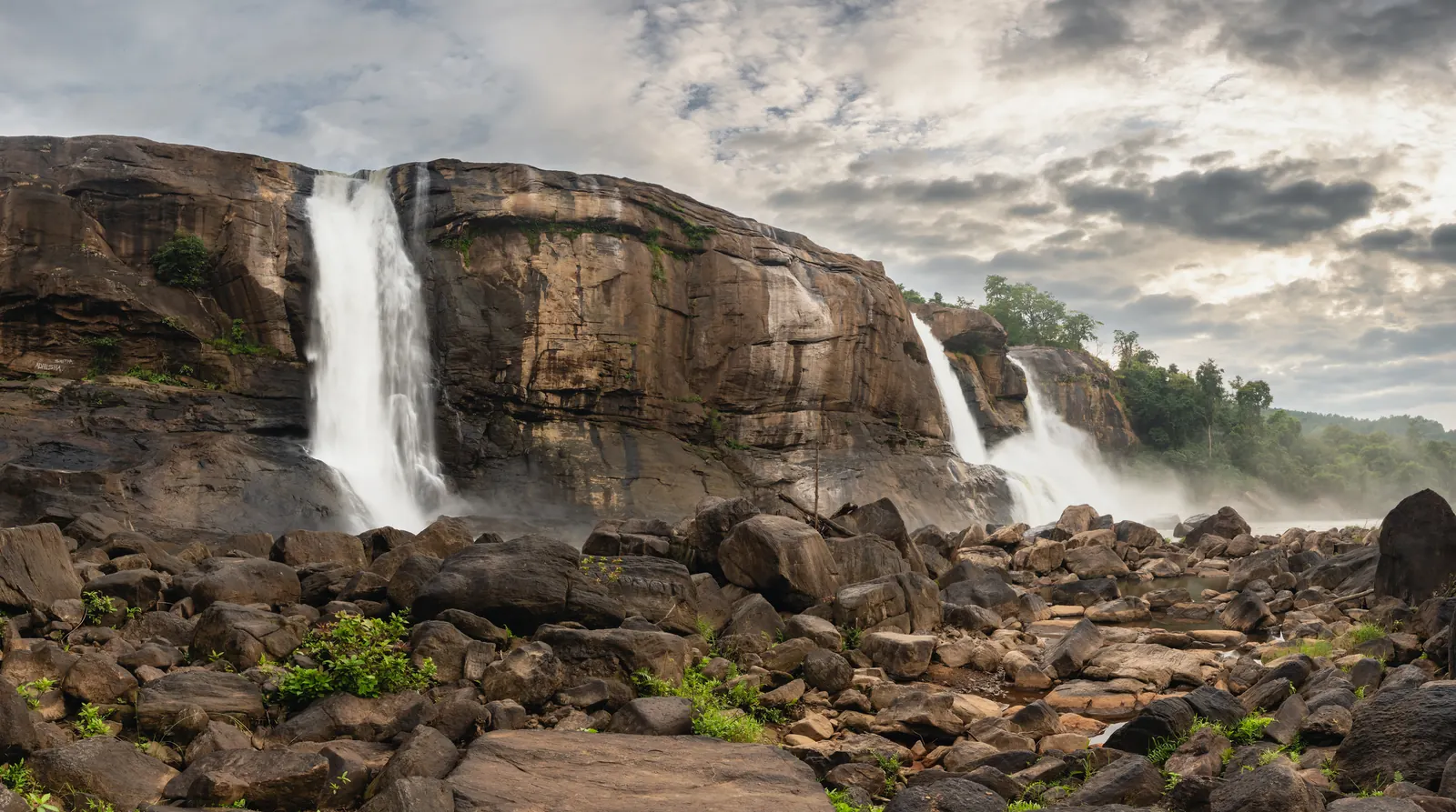 Thrissur, Kerala — Athirappilly: The Falls Day