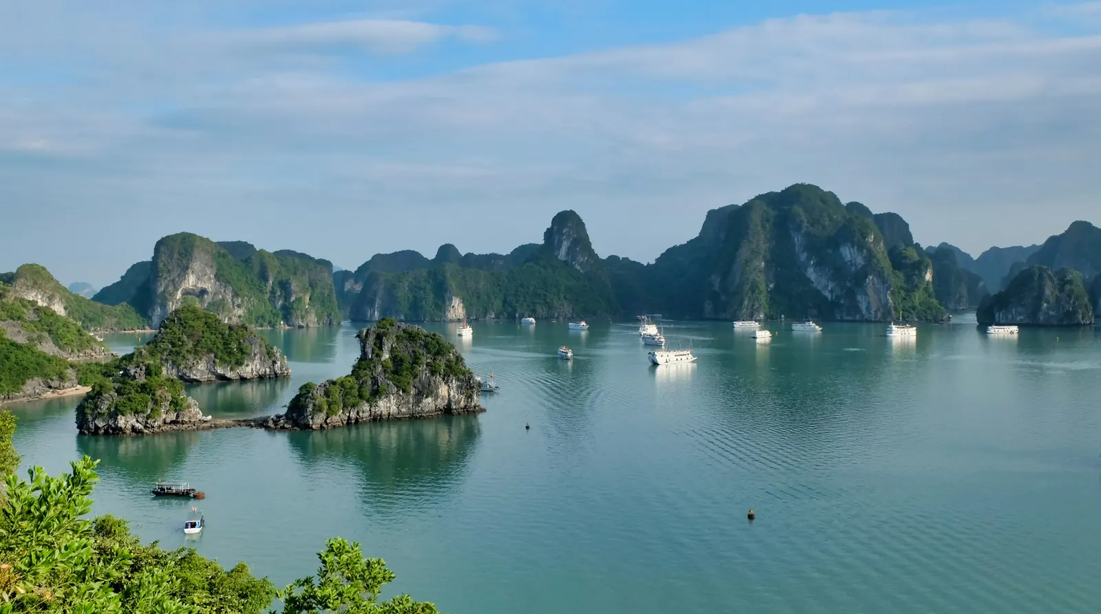 Ha Long Bay & Hoi An